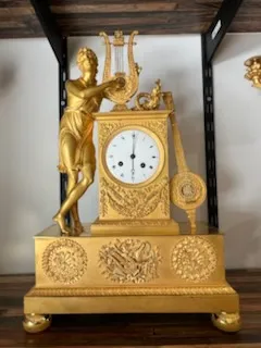 Restauration d'horloges anciennes à Biot